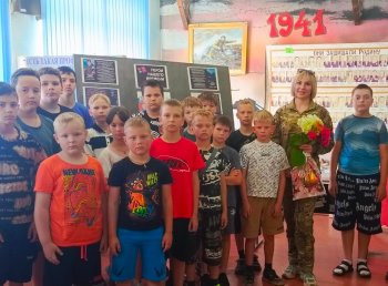 Урок мужества в ДОЛ "Веселая компания"
