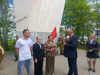 Вечно в нашей памяти!